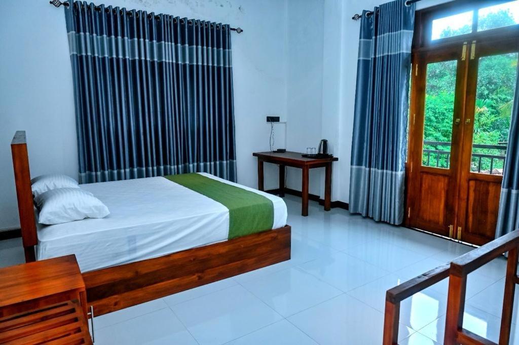 Emerald Home Stay Anuradhapura Kültér fotó